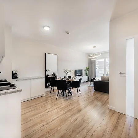 Wyspa Uznam Marina Jachtowa * Świnoujście