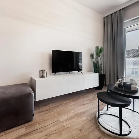 Wyspa Uznam Marina Jachtowa * سفينويتشي