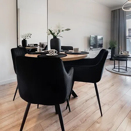 Wyspa Uznam Marina Jachtowa 아파트 *