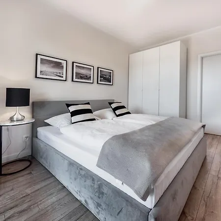Apartment Wyspa Uznam Marina Jachtowa *